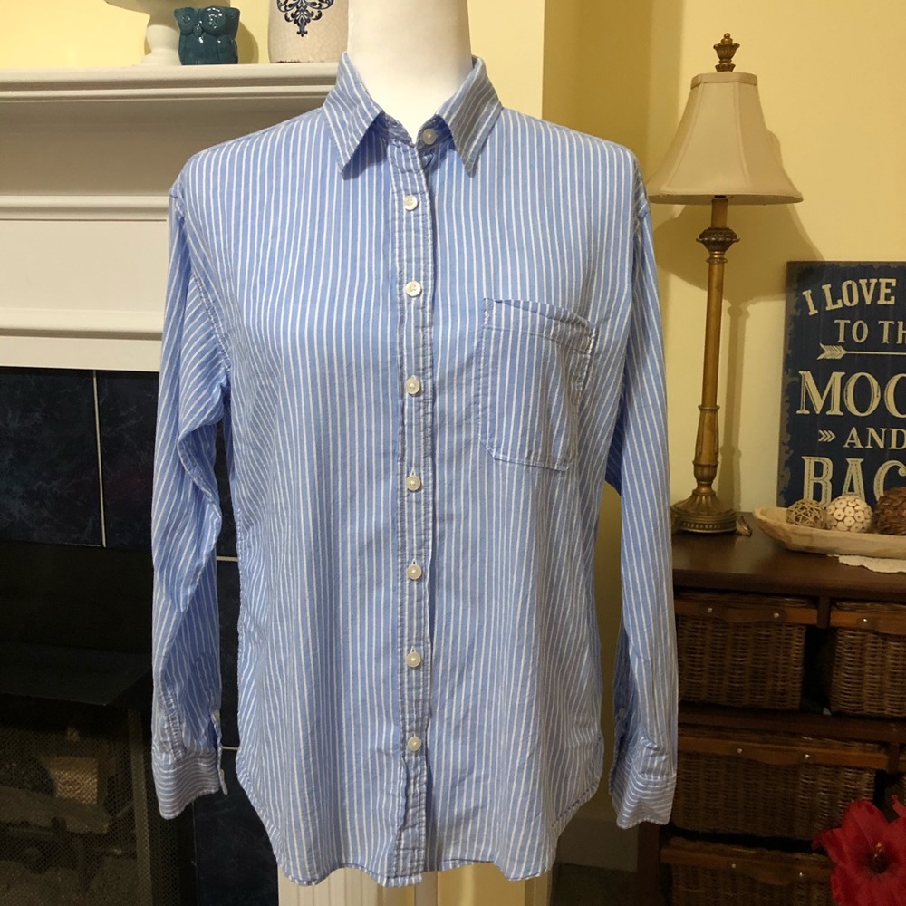 American Eagle Small Soft Blue White Striped Top